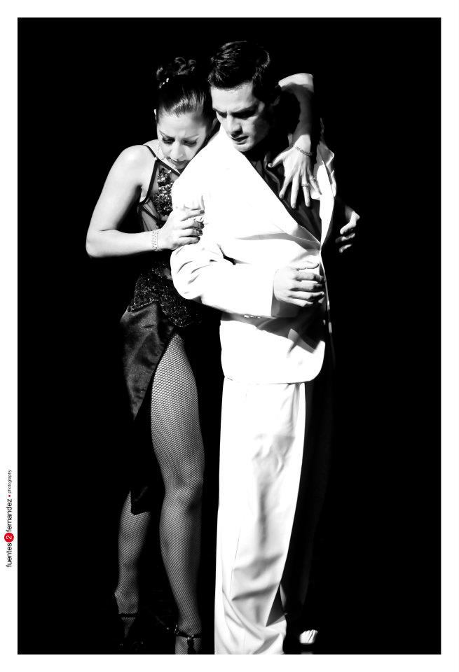 575456_380697191991162_1730727236_n